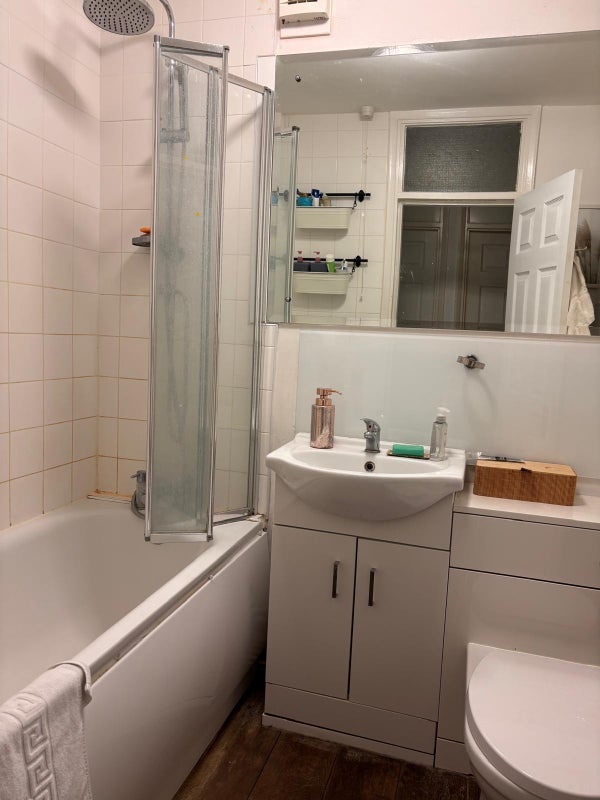 Room Abbey Road in Greater London