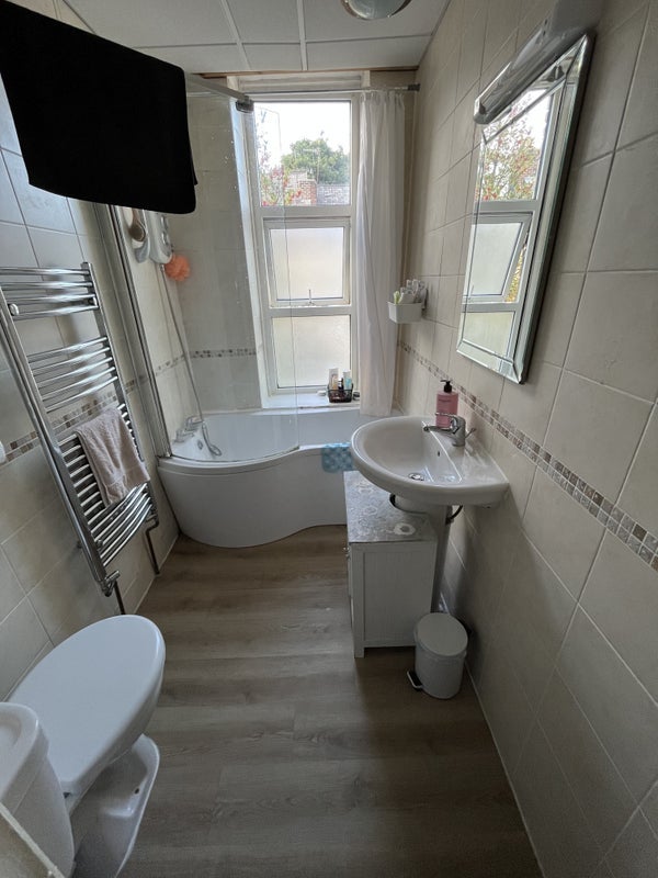 Room Bower Road in Sheffield