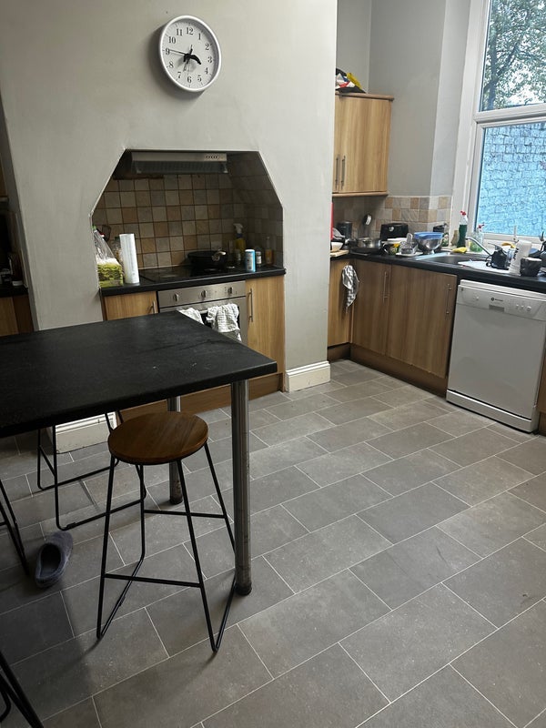 Room Portland Road in Newcastle upon Tyne