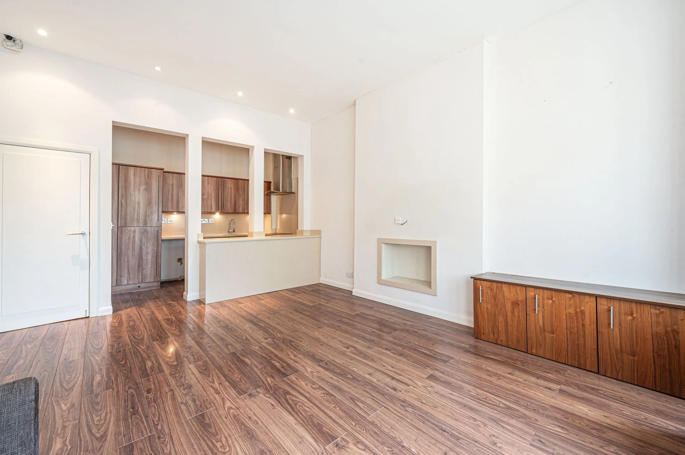 Flat Fairhazel Gardens in Greater London