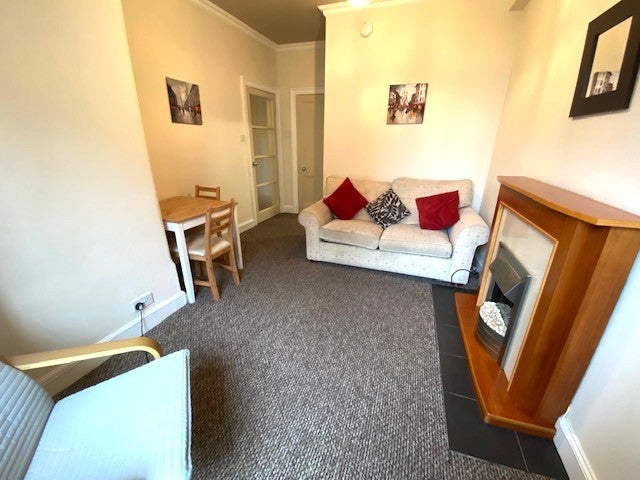 Flat Watson Crescent in Edinburgh