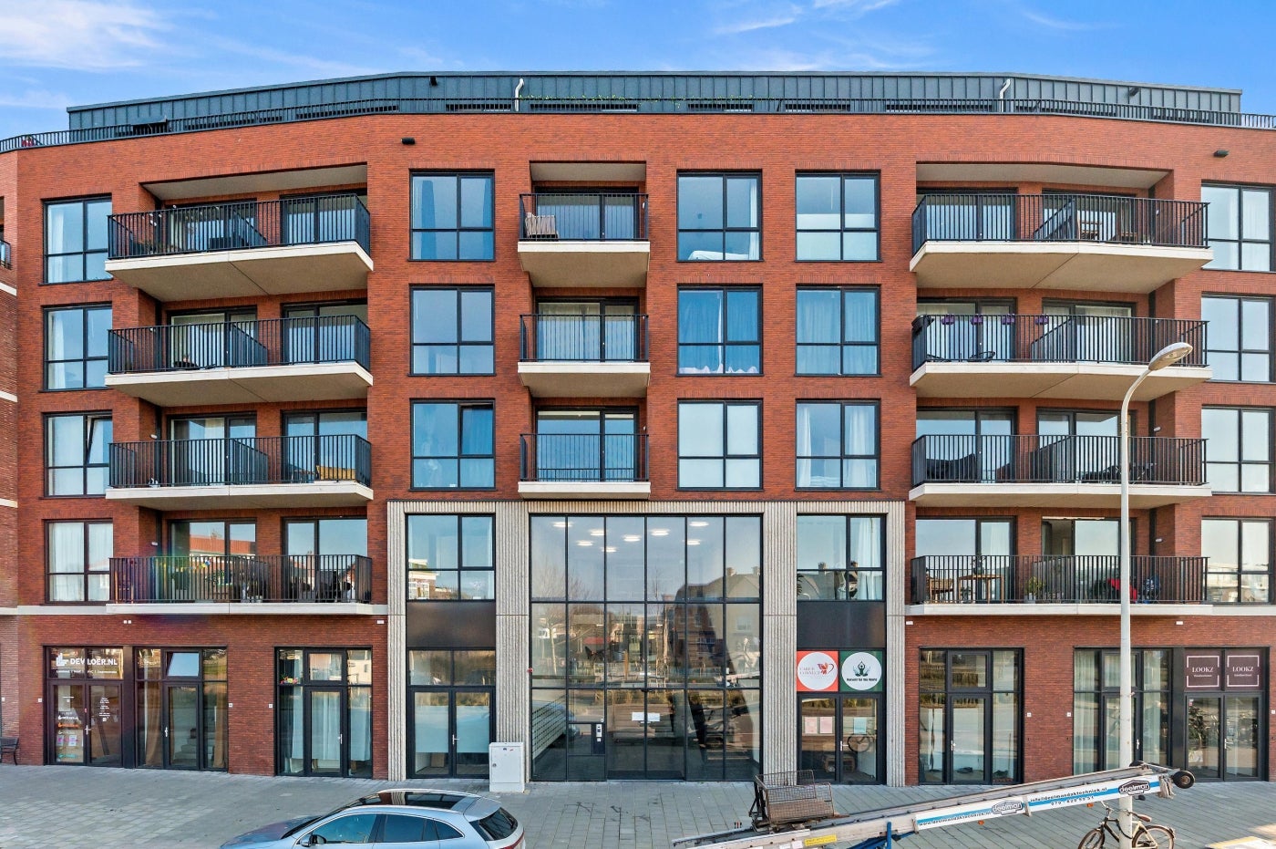 Flat Zeesluisweg in Den Haag