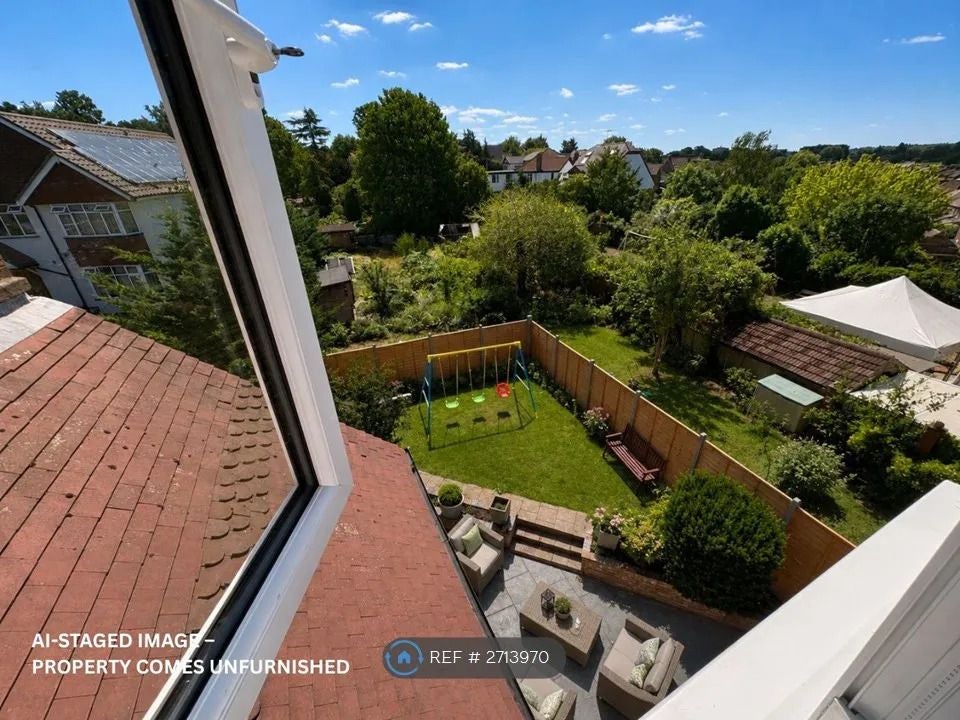 House Gravel Hill in Greater London