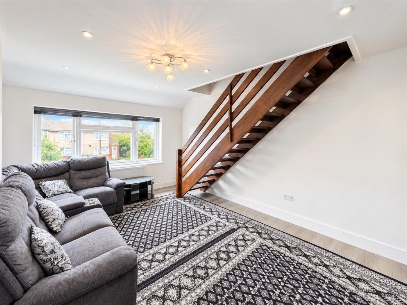 Flat Worthing Road in Greater London