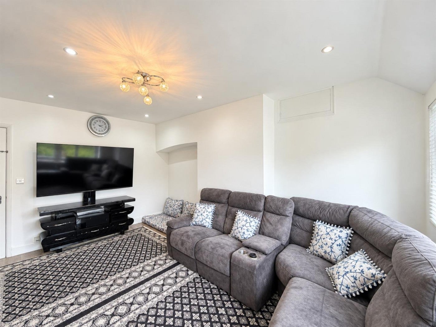 Flat Worthing Road in Greater London