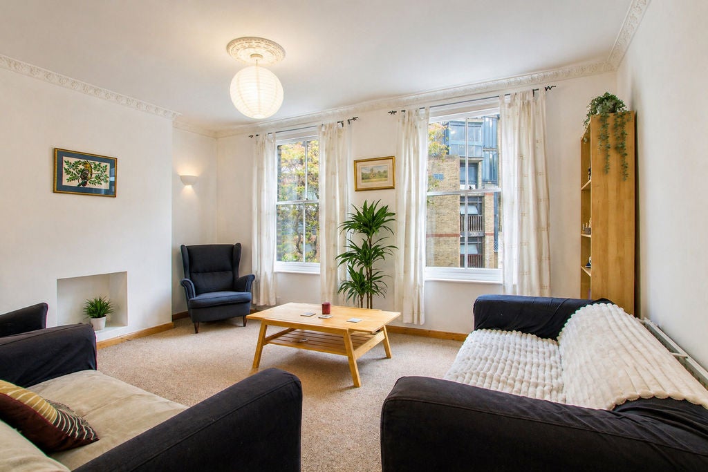Flat Princess Street in Greater London