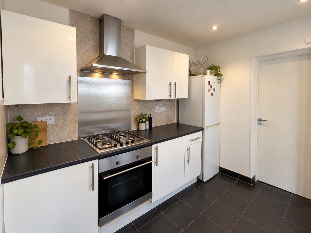 House Asplins Road in Greater London