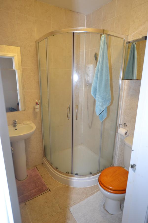 Room Duffield Road in Derby