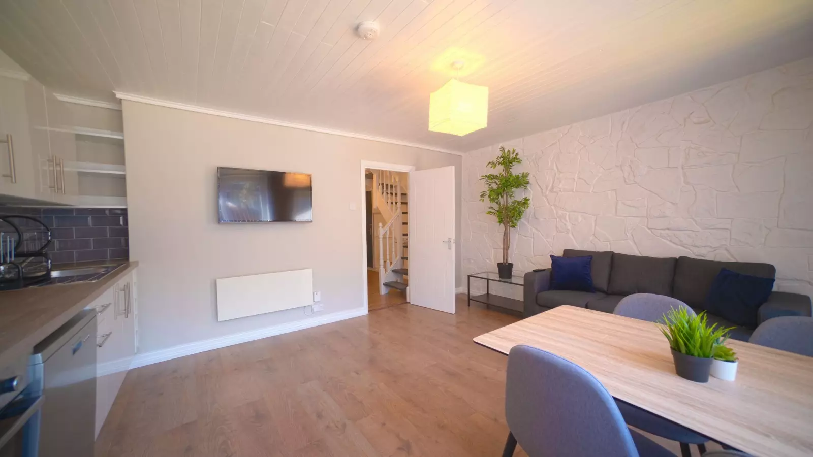 Room Smythe Street in Greater London