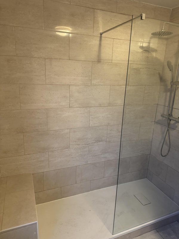 Room Reighton Road in Greater London