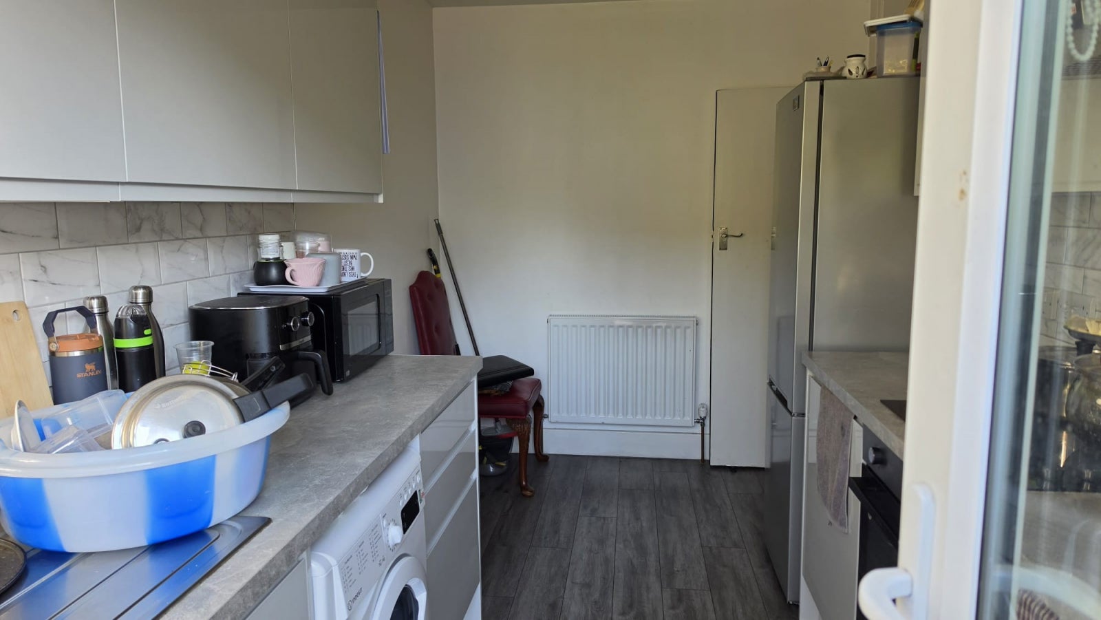 Flat Third Avenue in Greater London