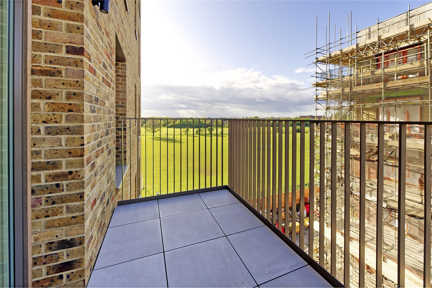 Flat Brecon Court in Barry