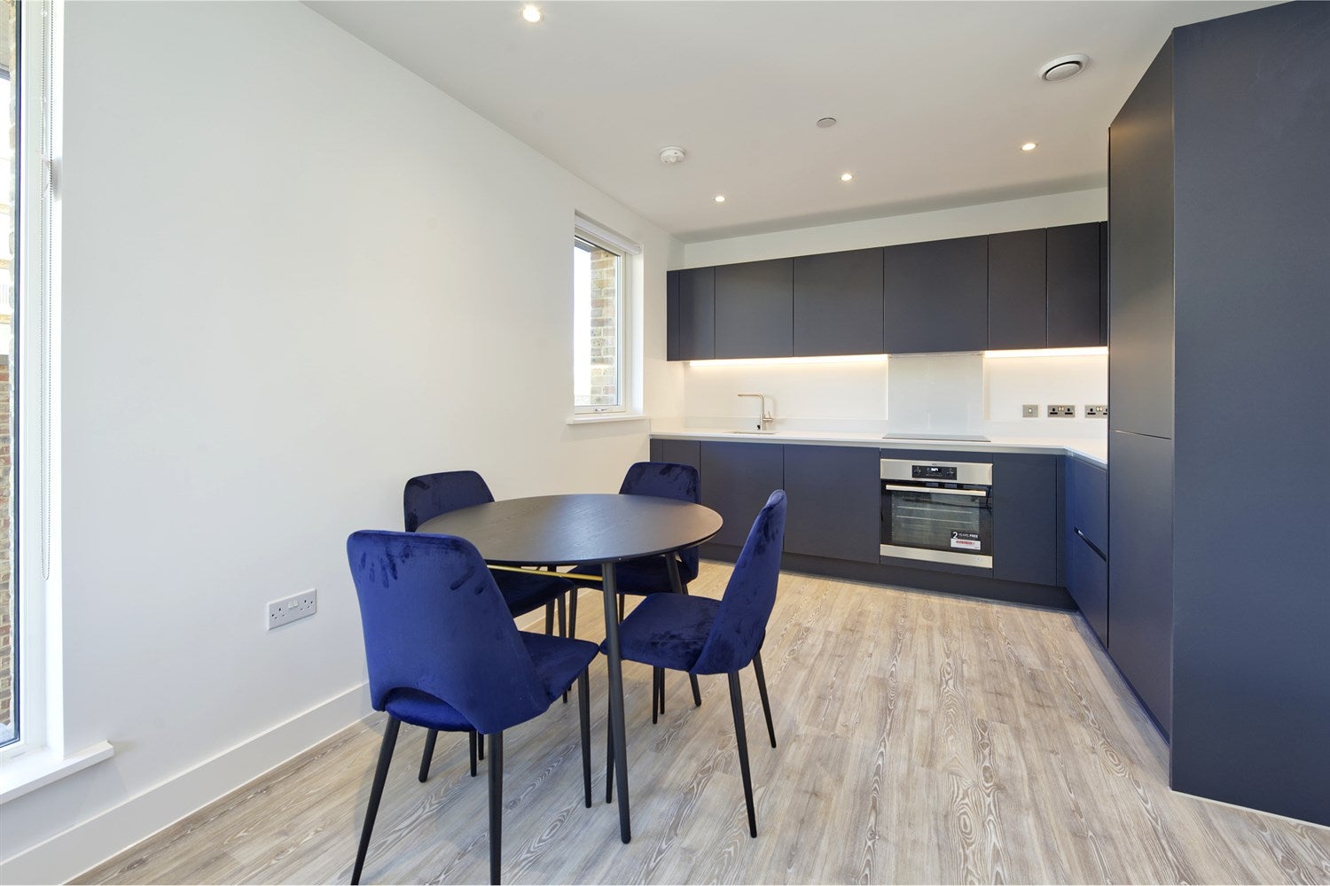 Flat Brecon Court in Barry