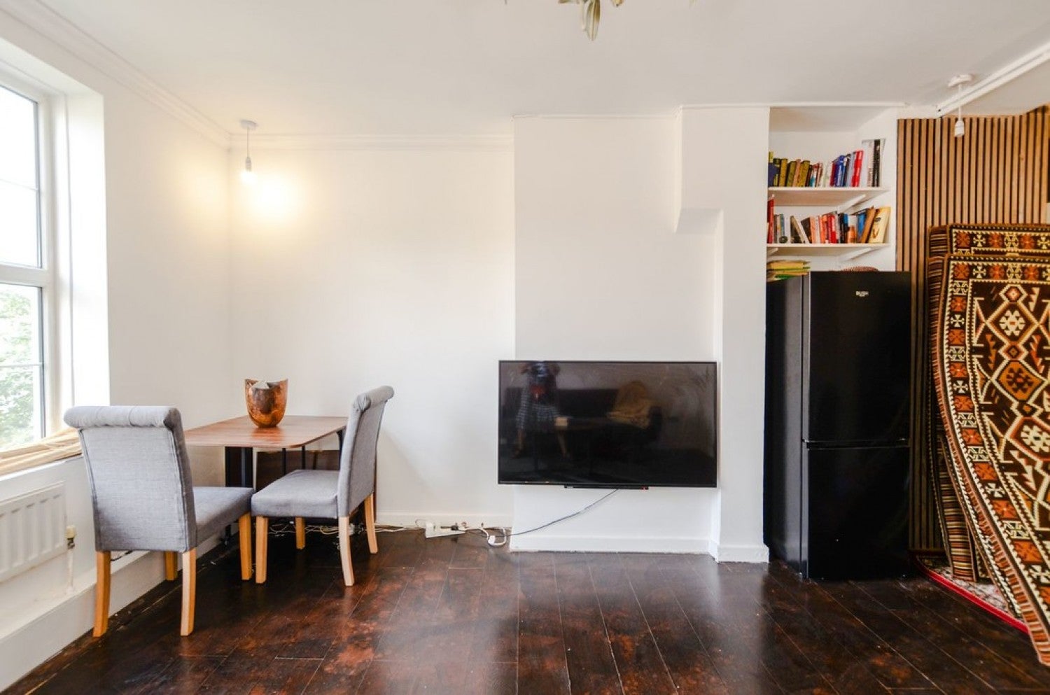 Room Eversholt Street in Greater London