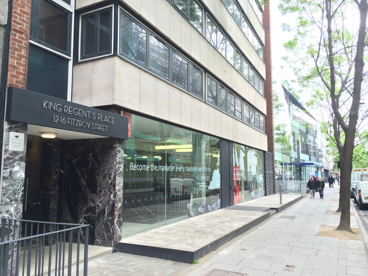 Flat Fitzroy Street in Greater London