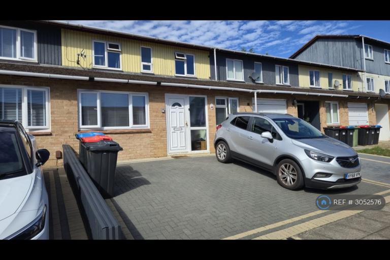 House Arbrook Avenue in Milton Keynes