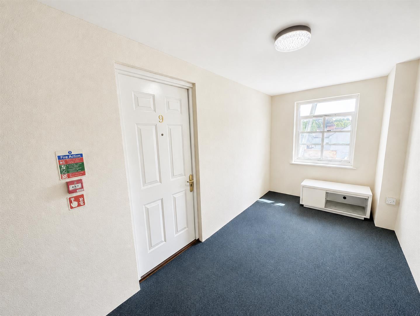 Flat Nailsmiths Court in Forest of Dean