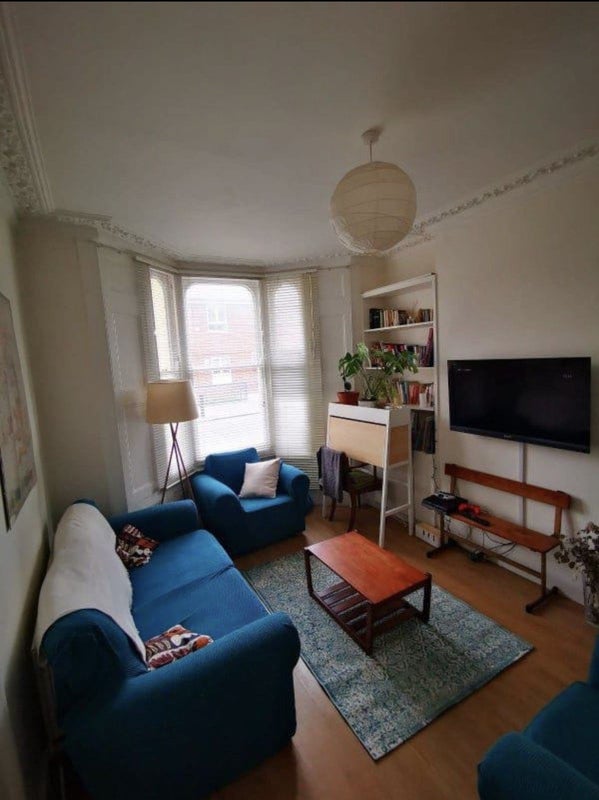 Room Antill Road in Greater London