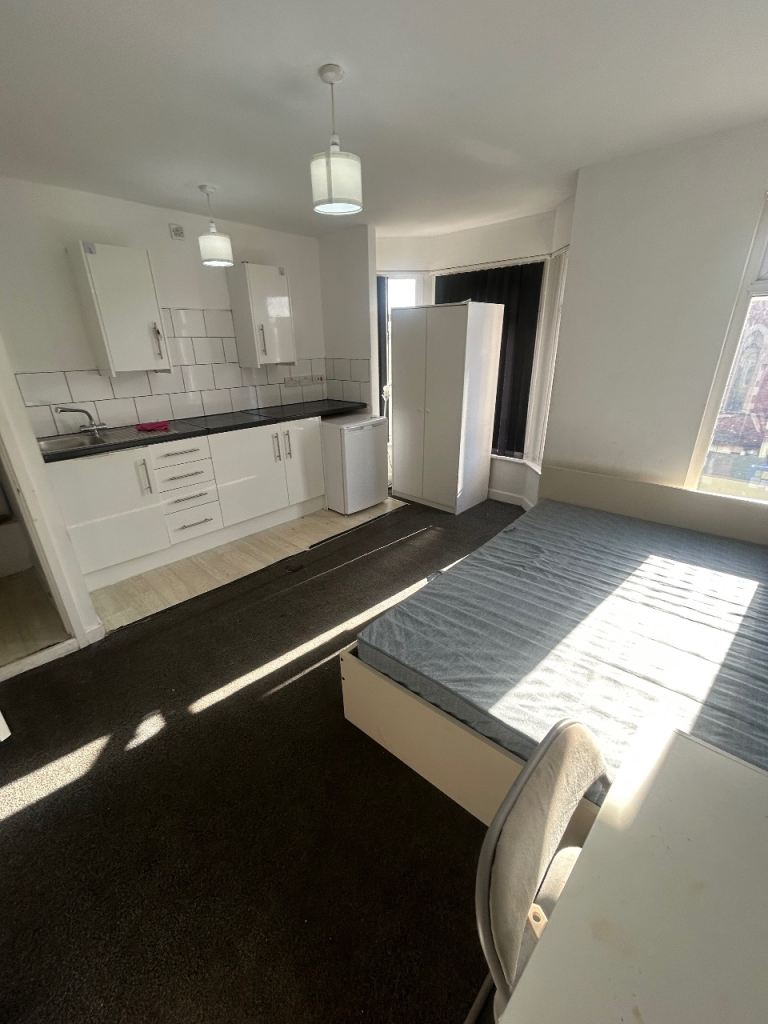 Flat Walsgrave Road in Coventry