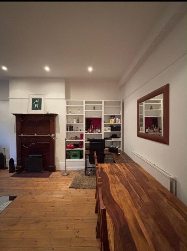 Room Balham High Road in Greater London