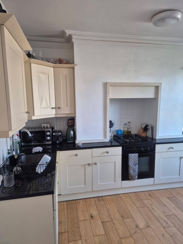 Room Canterbury Crescent in Greater London