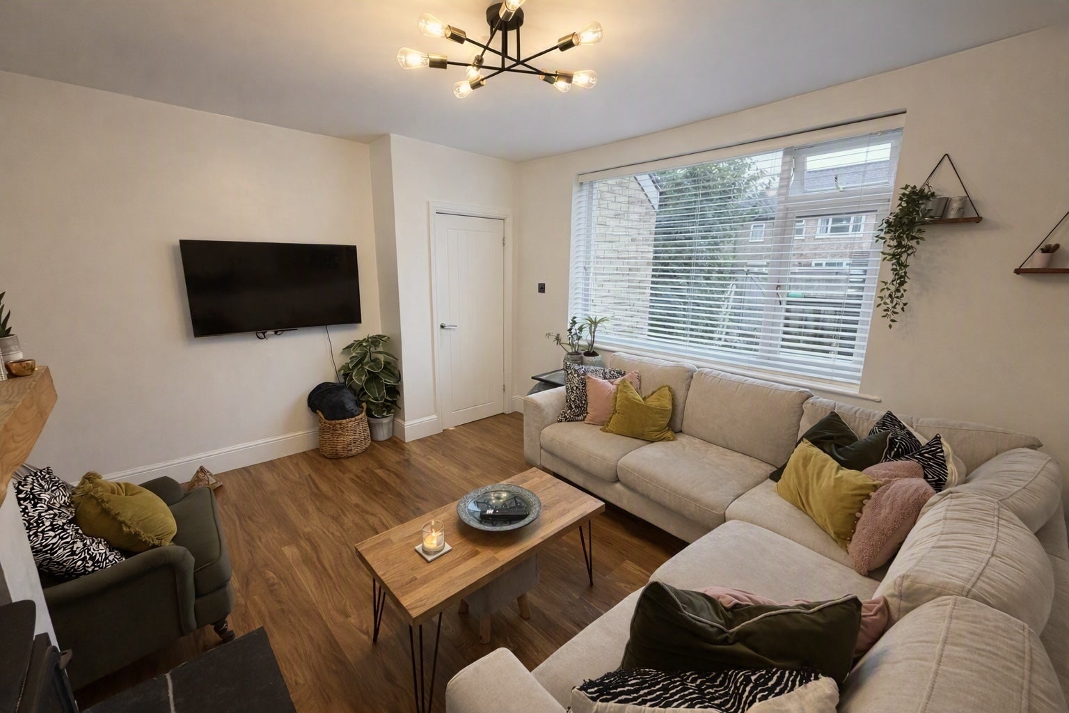 House Trenchard Close in Rushcliffe