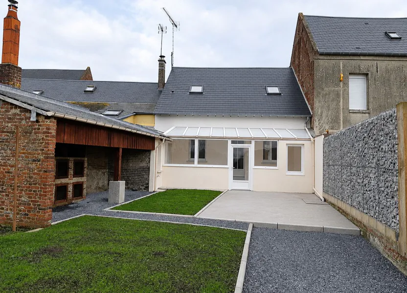 House Rue Canteraine in Nesle