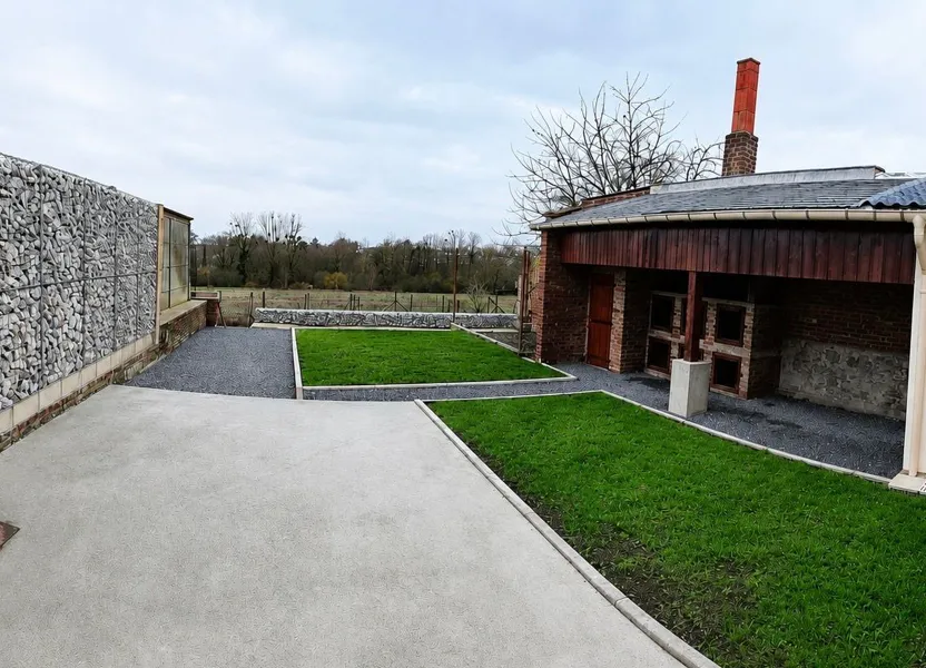 House Rue Canteraine in Nesle