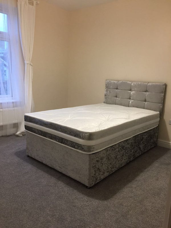 Room Bishop's Road in Greater London
