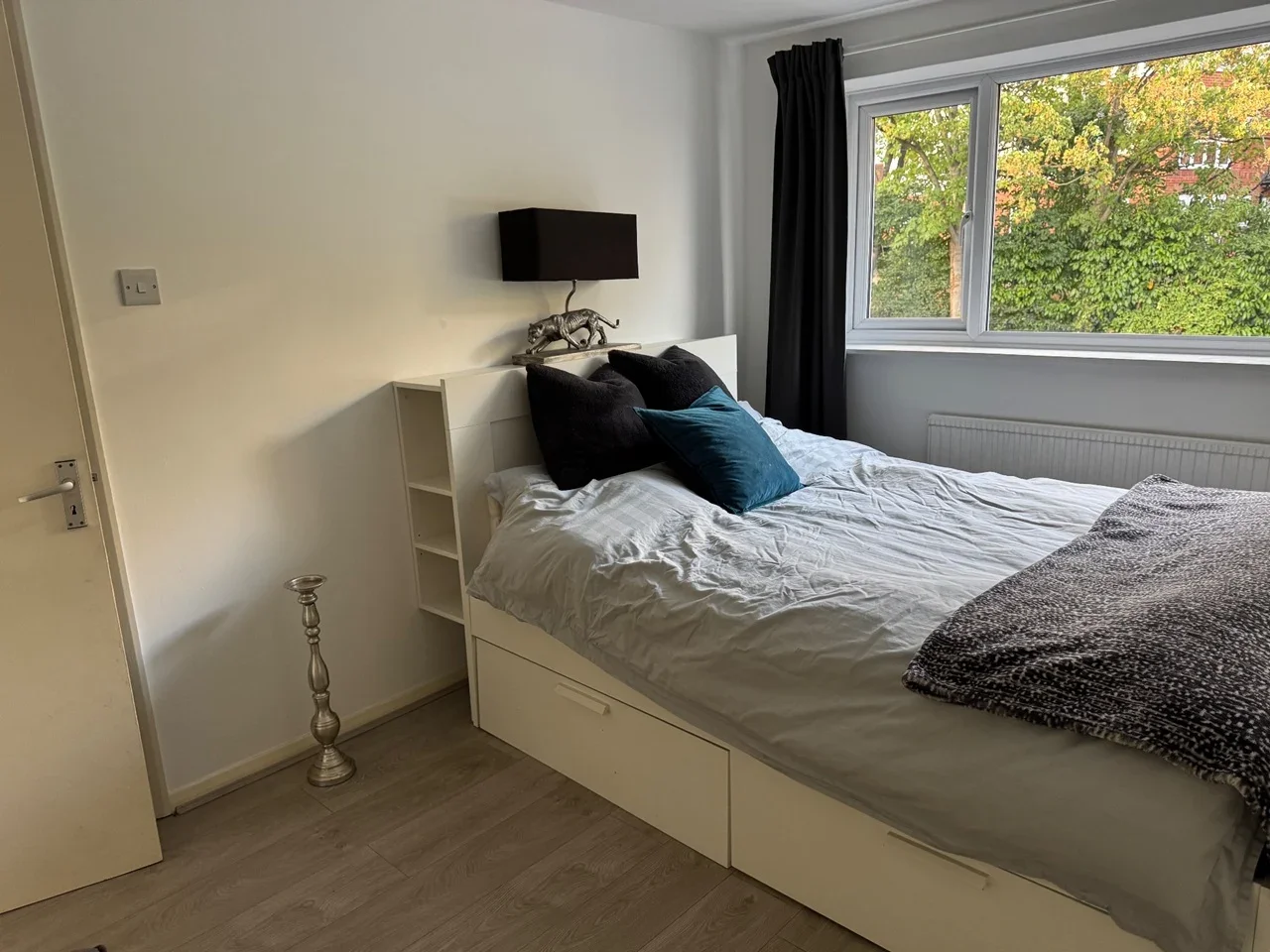 Room Clare Road in Maidenhead