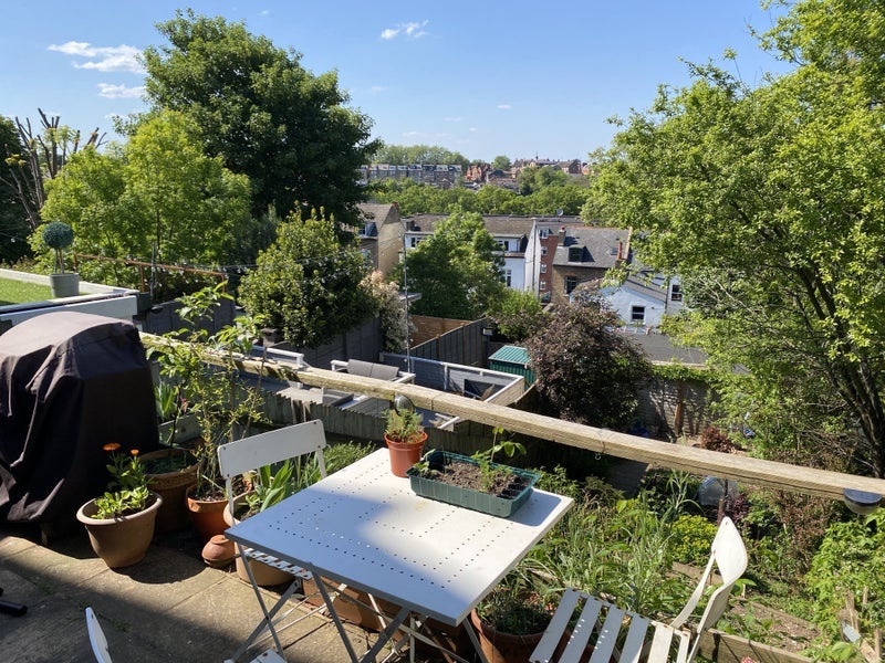 Flat Broxholm Road in Greater London