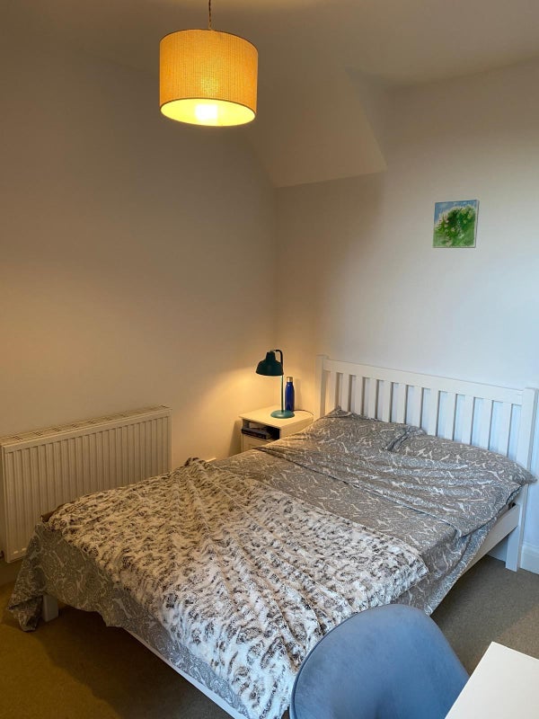 Flat Broxholm Road in Greater London