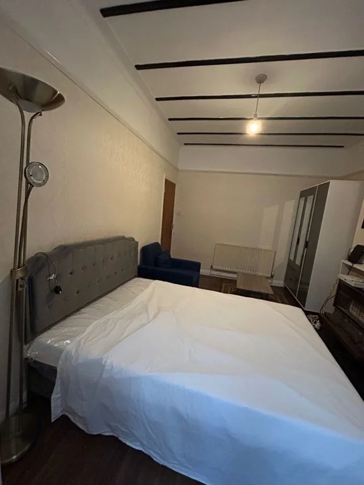 Room Craignair Road in Greater London