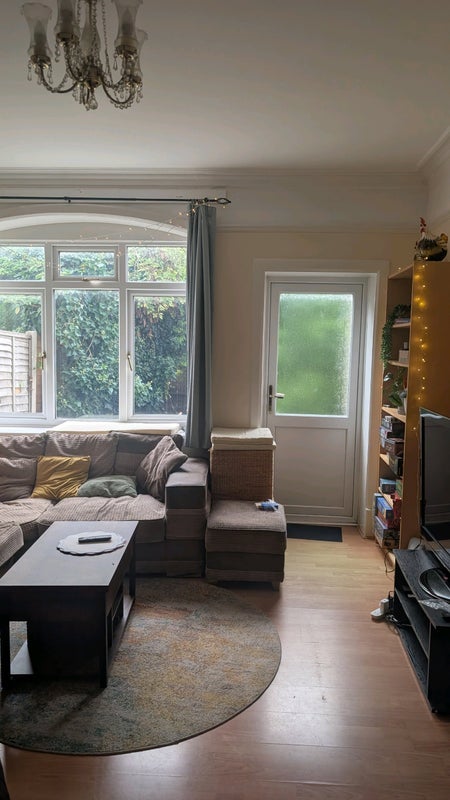 Room Alwyne Road in Greater London