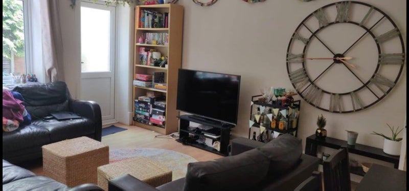 Room Alwyne Road in Greater London