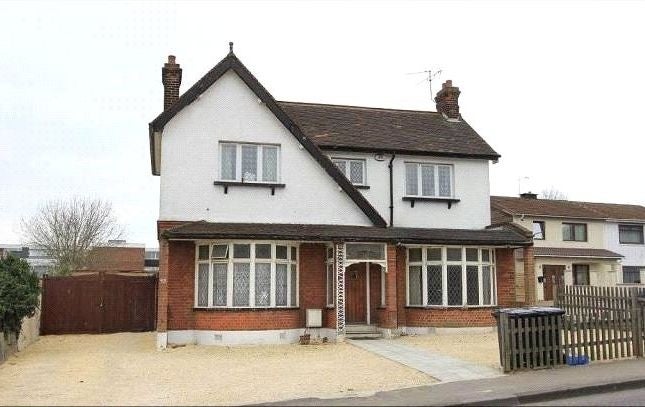House Latchford Place in Greater London