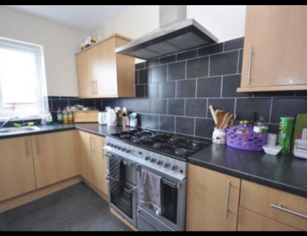 Room Evelyn Street in Sunderland