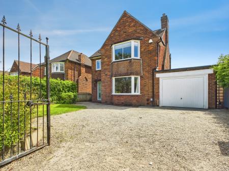 House Hookstone Chase in Harrogate
