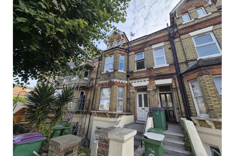 Flat Guildhall Street in Folkestone and Hythe District