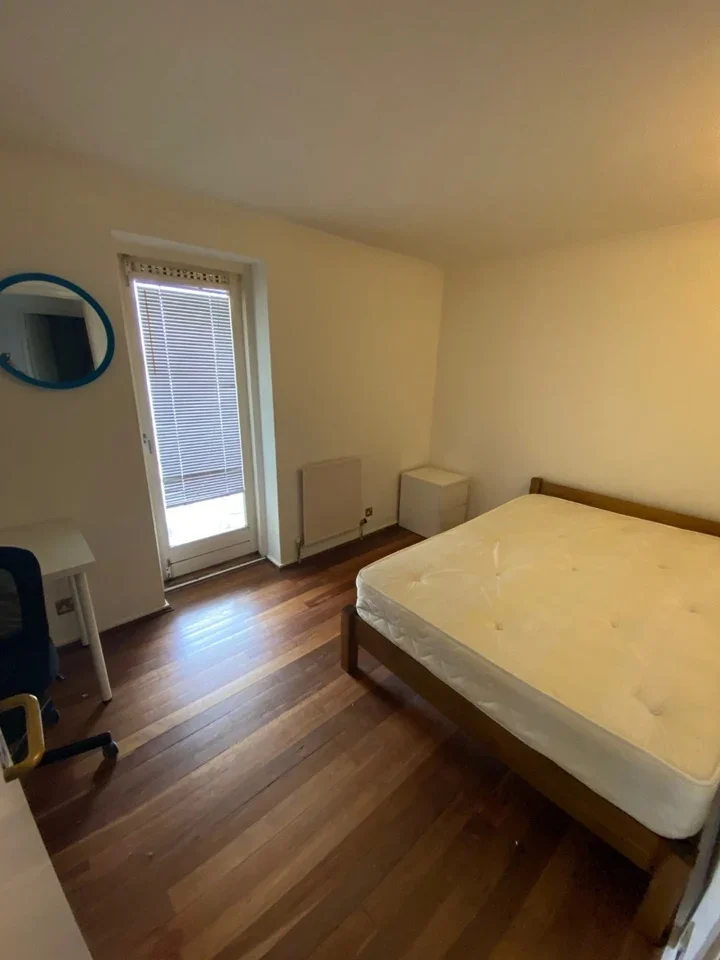 Room Durand's Wharf in Greater London