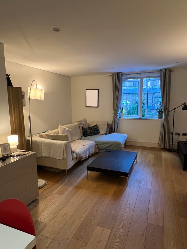 Flat Duncan Street in Greater London