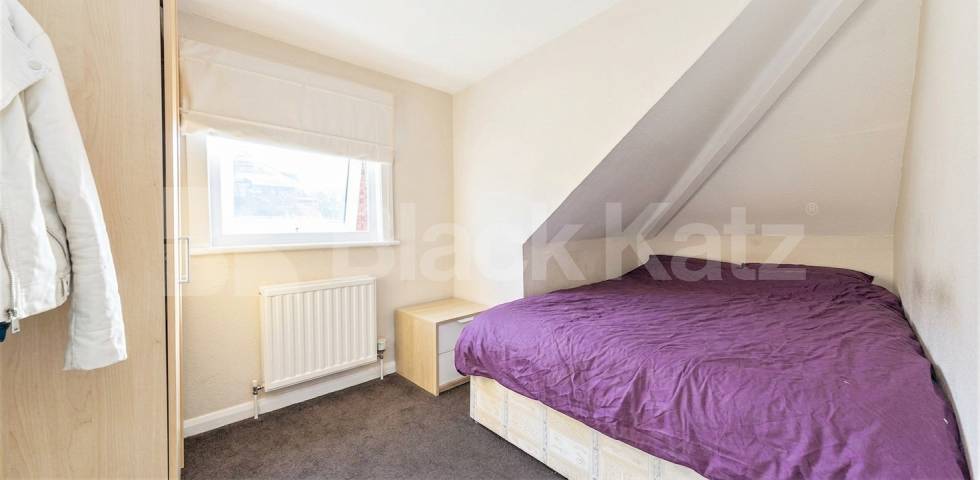 Flat Iverson Road in Greater London