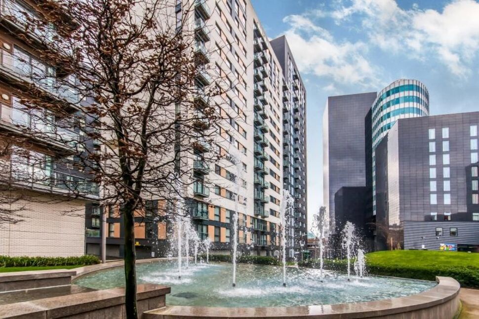 Flat New Century Park in Manchester