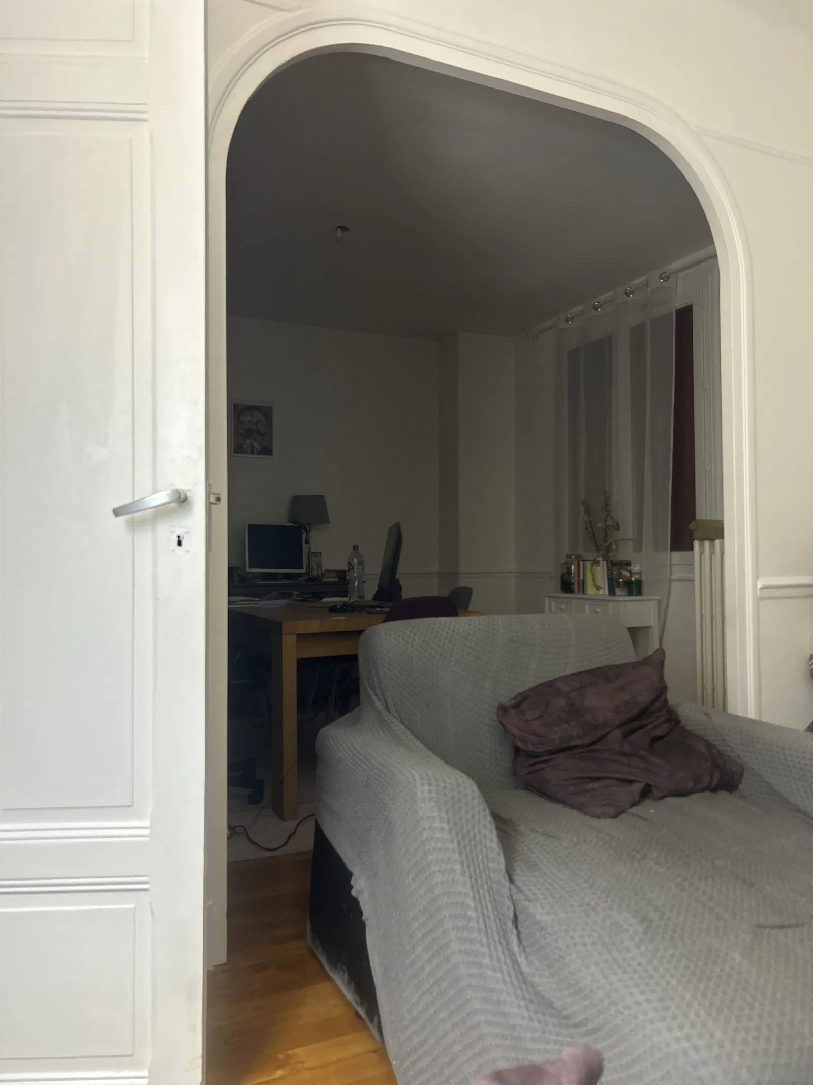 Room Rue Girard in Vichy