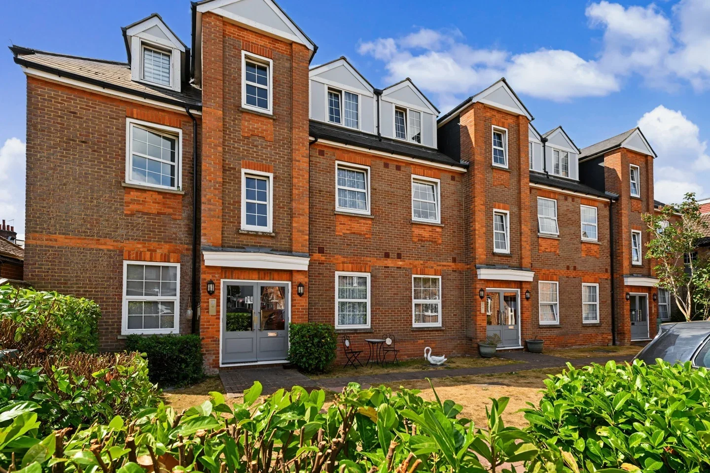 Flat Marlborough Road in Watford