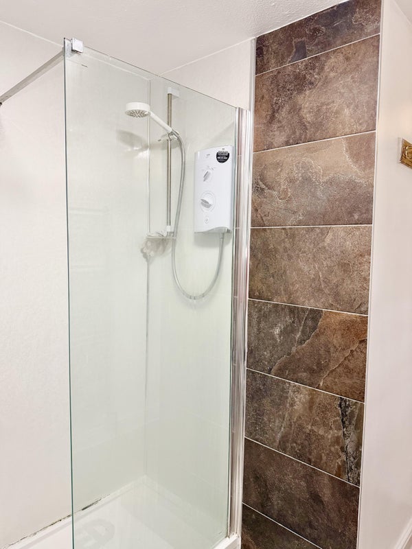Flat Northfield Grove in City of Edinburgh