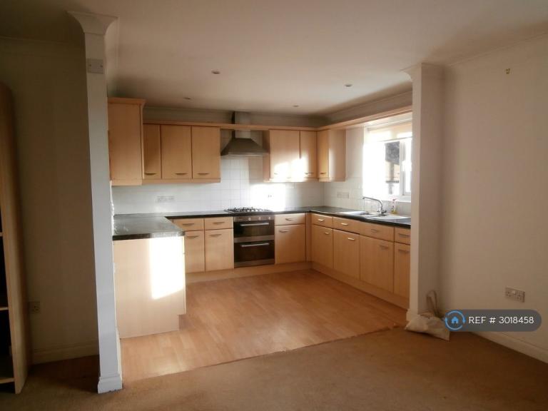 Flat St Marychurch Road in Teignbridge