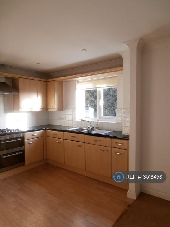 Flat St Marychurch Road in Teignbridge