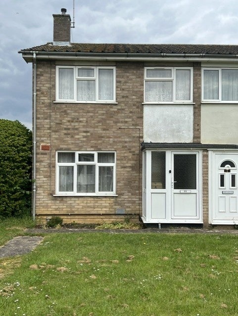House Moulton Grove in Peterborough