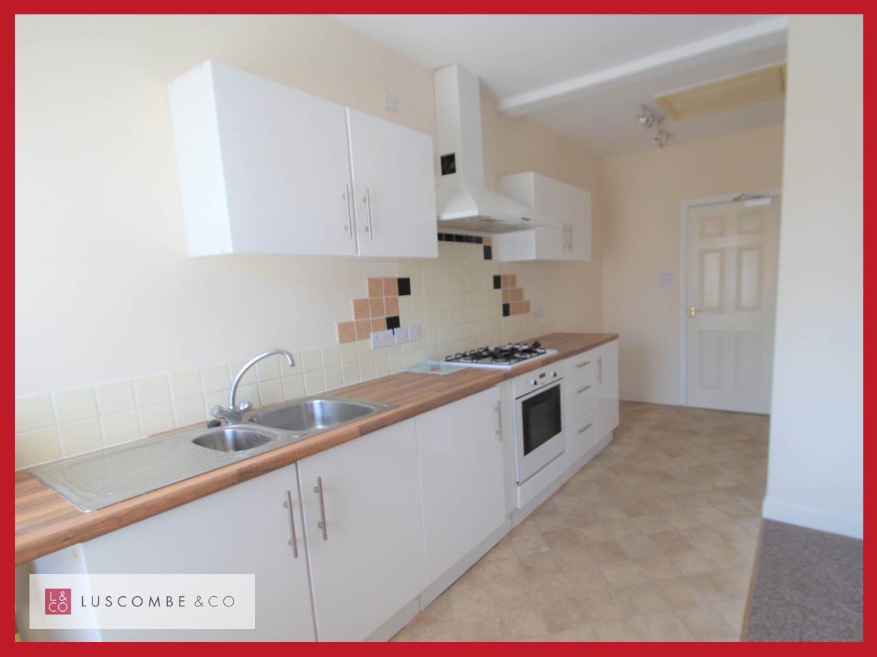 Flat St John's Crescent in Rogerstone Community